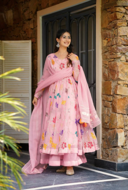 Jaipuri Petals Suit Set